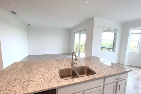 Condo in Punta Gorda, Florida, 2 bedrooms  № 2393496 - photo 10