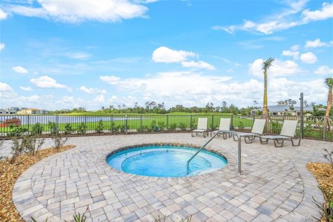 Condo in Punta Gorda, Florida, 2 bedrooms  № 2393496 - photo 30