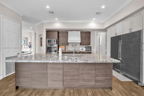 Casa en alquiler en Dania Beach, Florida, 5 dormitorios, 404.68 m2 № 2017516 - foto 19