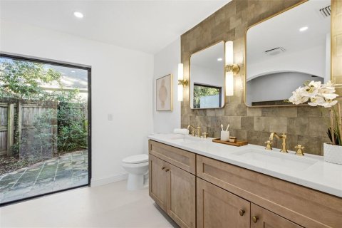 Villa ou maison à vendre à Longwood, Floride: 3 chambres, 221.39 m2 № 2430936 - photo 25