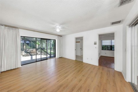 House in Clearwater, Florida 3 bedrooms, 223.99 sq.m. № 1898949 - photo 23