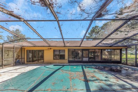 House in Clearwater, Florida 3 bedrooms, 223.99 sq.m. № 1898949 - photo 4