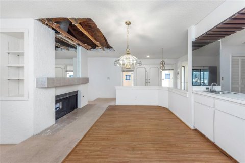 House in Clearwater, Florida 3 bedrooms, 223.99 sq.m. № 1898949 - photo 11