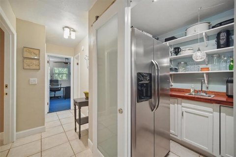 House in Winter Garden, Florida 4 bedrooms, 339.46 sq.m. № 1734425 - photo 24