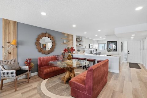 Copropriété à vendre à Tierra Verde, Floride: 2 chambres, 126.81 m2 № 2131489 - photo 16