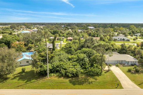Terreno en Port Charlotte, Florida № 2205814