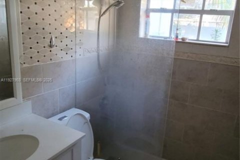 Снять в аренду виллу или дом в Мирамар, Флорида 2 спальни, 114.55м2, № 1988148 - фото 8