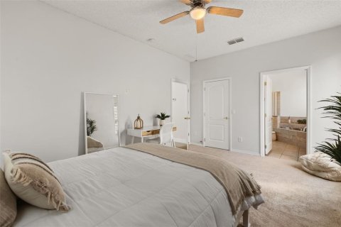 House in Orlando, Florida 6 bedrooms, 262.36 sq.m. № 2390936 - photo 30