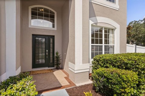 House in Orlando, Florida 6 bedrooms, 262.36 sq.m. № 2390936 - photo 4