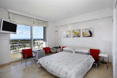 Снять в аренду кондоминиум в Ки-Бискейн, Флорида 3 спальни, 233.18м2, № 1890598 - фото 11