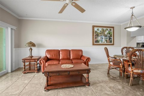 Condo in Saint Petersburg, Florida, 2 bedrooms  № 1810831 - photo 8