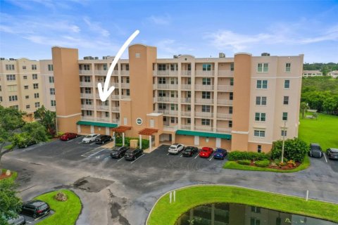Condo in Saint Petersburg, Florida, 2 bedrooms  № 1810831 - photo 2