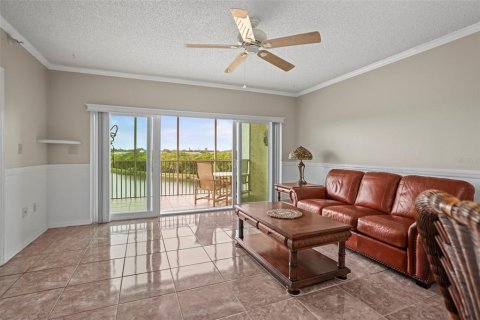 Condo in Saint Petersburg, Florida, 2 bedrooms  № 1810831 - photo 6