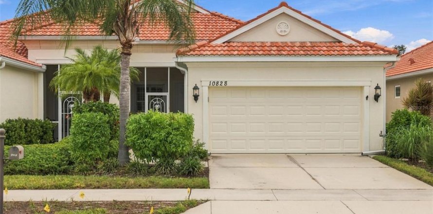 Villa ou maison à Englewood, Floride 2 chambres, 133.22 m2 № 2403060