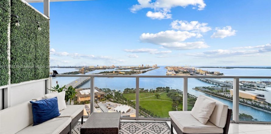 Condo à Miami, Floride, 2 chambres № 1764926