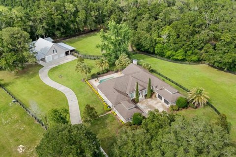 House in Newberry, Florida 4 bedrooms, 389.63 sq.m. № 1799819 - photo 5
