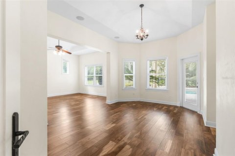 House in Newberry, Florida 4 bedrooms, 389.63 sq.m. № 1799819 - photo 17