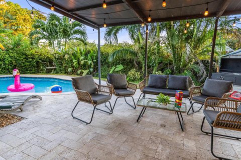 Casa en venta en Fort Lauderdale, Florida, 3 dormitorios, 119.66 m2 № 2184053 - foto 2