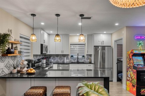 Casa en venta en Fort Lauderdale, Florida, 3 dormitorios, 119.66 m2 № 2184053 - foto 10