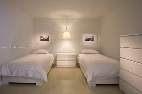 Condominio en alquiler en Hallandale Beach, Florida, 3 dormitorios, 145.95 m2 № 2145745 - foto 9