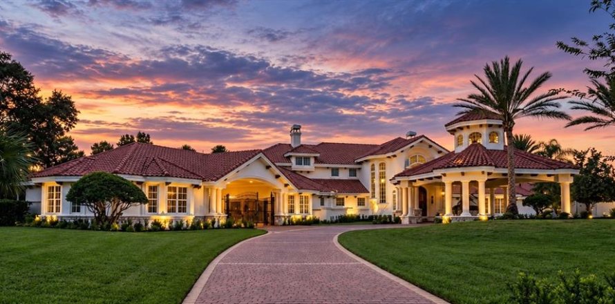 Villa ou maison à Longwood, Floride 6 chambres, 934.5 m2 № 2411413