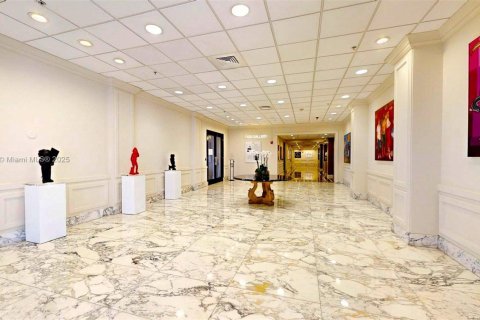 Купить кондоминиум в Майами-Бич, Флорида 1 спальня, 86.4м2, № 1958582 - фото 26