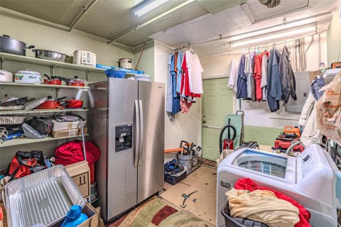 Casa en venta en Lauderhill, Florida, 2 dormitorios, 142.14 m2 № 2030959 - foto 20