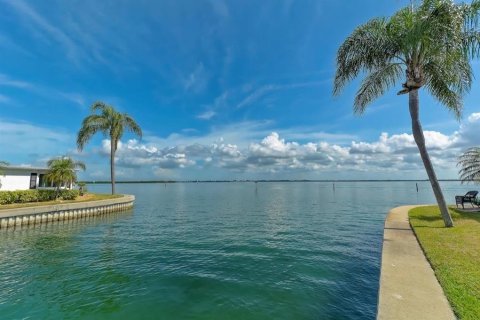 Condominio en venta en Longboat Key, Florida, 2 dormitorios, 100.98 m2 № 1755240 - foto 4