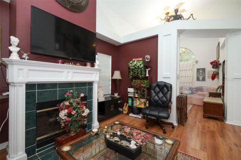 House in Apopka, Florida 3 bedrooms, 177.63 sq.m. № 2403669 - photo 6