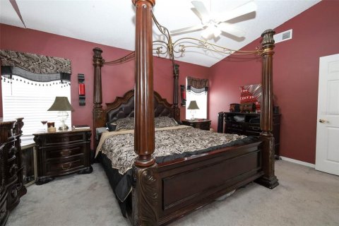 House in Apopka, Florida 3 bedrooms, 177.63 sq.m. № 2403669 - photo 23