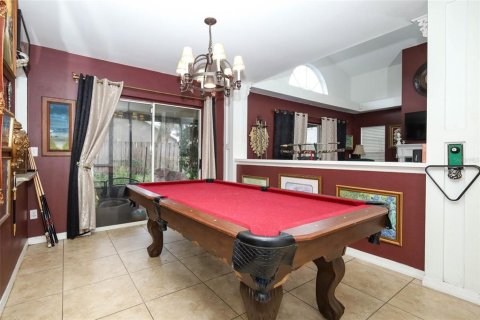 House in Apopka, Florida 3 bedrooms, 177.63 sq.m. № 2403669 - photo 11