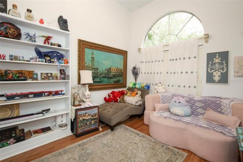 House in Apopka, Florida 3 bedrooms, 177.63 sq.m. № 2403669 - photo 9