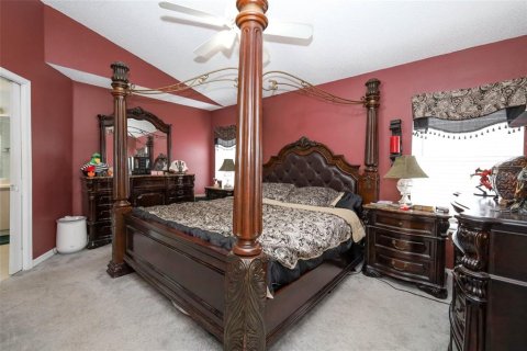 House in Apopka, Florida 3 bedrooms, 177.63 sq.m. № 2403669 - photo 22