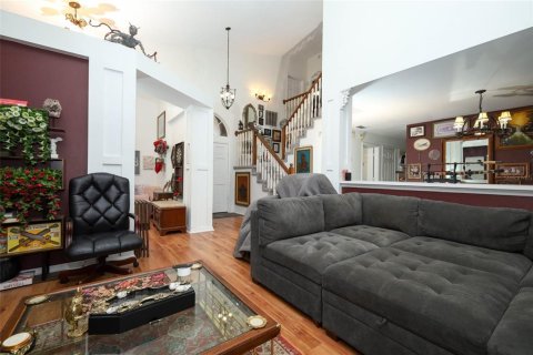 House in Apopka, Florida 3 bedrooms, 177.63 sq.m. № 2403669 - photo 7
