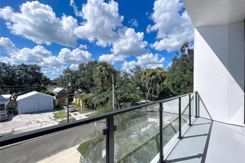 Touwnhouse à vendre à Tampa, Floride: 4 chambres, 249.54 m2 № 2377617 - photo 25