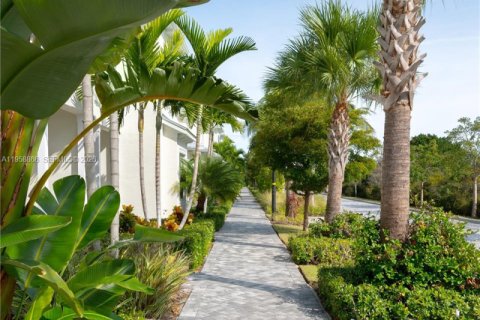 Townhouse in Hobe Sound, Florida 3 bedrooms, 234.39 sq.m. № 2044412 - photo 24