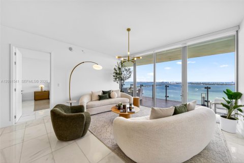 Condo in Miami, Florida, 2 bedrooms № 2170256