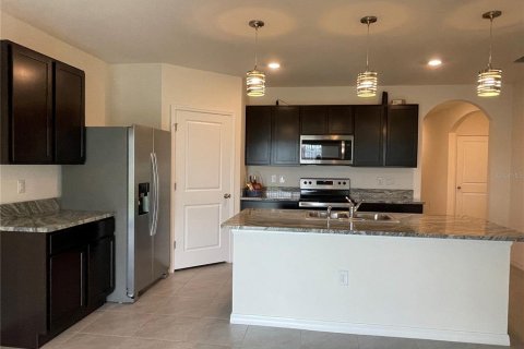 Casa en alquiler en Wesley Chapel, Florida, 4 dormitorios, 169.83 m2 № 1755498 - foto 11