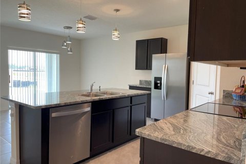 Casa en alquiler en Wesley Chapel, Florida, 4 dormitorios, 169.83 m2 № 1755498 - foto 12