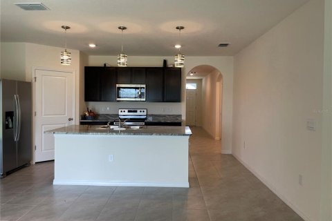 Casa en alquiler en Wesley Chapel, Florida, 4 dormitorios, 169.83 m2 № 1755498 - foto 14