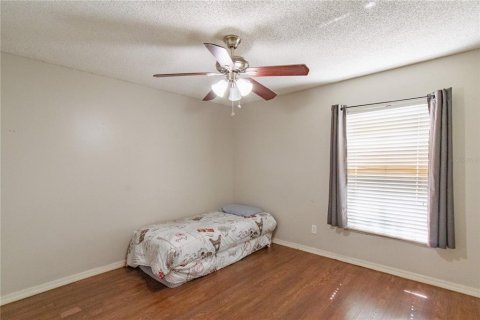 House in Apopka, Florida 3 bedrooms, 153.85 sq.m. № 1913705 - photo 19