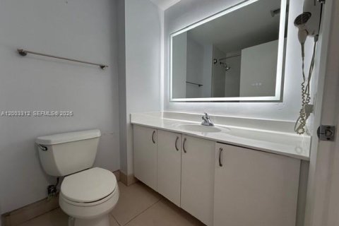 Condo in Miami, Florida, 2 bedrooms № 2066771 - photo 13