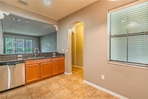 Townhouse in Saint Petersburg, Florida 3 bedrooms, 140 sq.m. № 1853173 - photo 6
