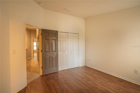 Townhouse in Saint Petersburg, Florida 3 bedrooms, 140 sq.m. № 1853173 - photo 23