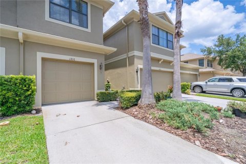 Townhouse in Saint Petersburg, Florida 3 bedrooms, 140 sq.m. № 1853173 - photo 3