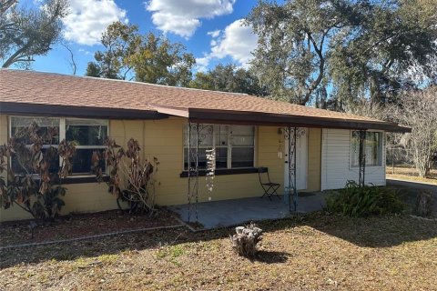 Propiedad comercial en Lakeland, Florida 9 dormitorios, 347.55 m2 № 2228261