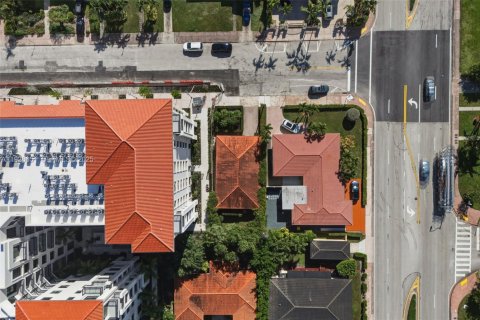 Commercial property in Coral Gables, Florida № 1987090 - photo 20