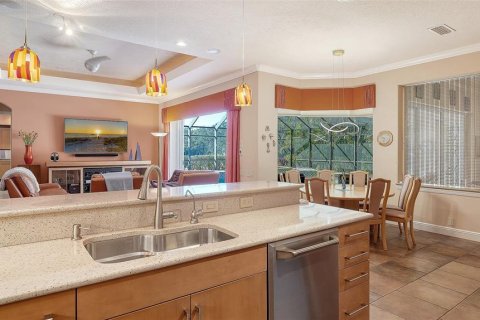 Villa ou maison à vendre à Sarasota, Floride: 4 chambres, 362.13 m2 № 2122015 - photo 17