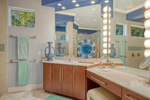 Villa ou maison à vendre à Sarasota, Floride: 4 chambres, 362.13 m2 № 2122015 - photo 24