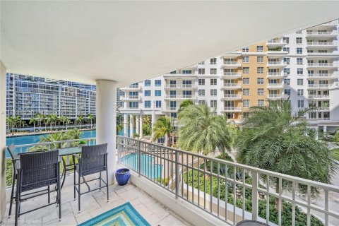 Copropriété à louer à Miami, Floride: 2 chambres, 114.27 m2 № 2152891 - photo 12